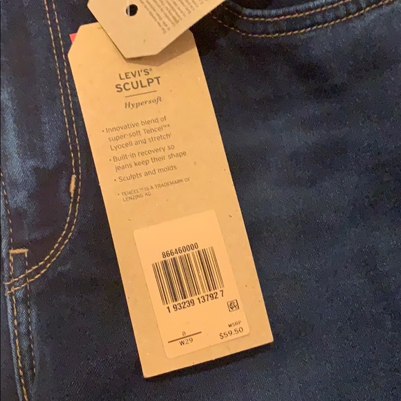 ‼️SOLD‼️ Levis High Rise Super Skinny Cropped Jean - Picture 5 of 7